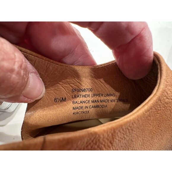 Söfft Women's Liv Candle Size 8.5M Tan Adjustable Buckle - Picture 10 of 13